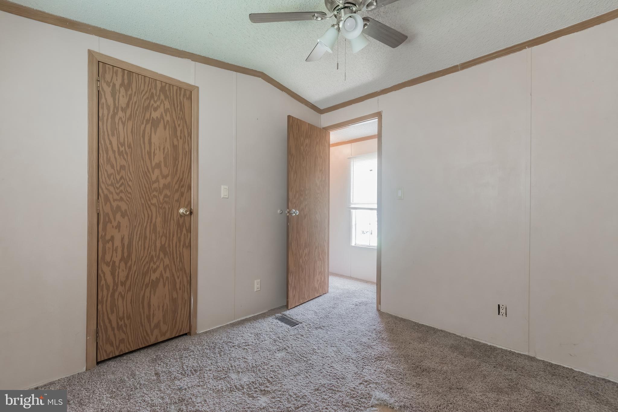 ROYAL CREST ESTATES - Residential