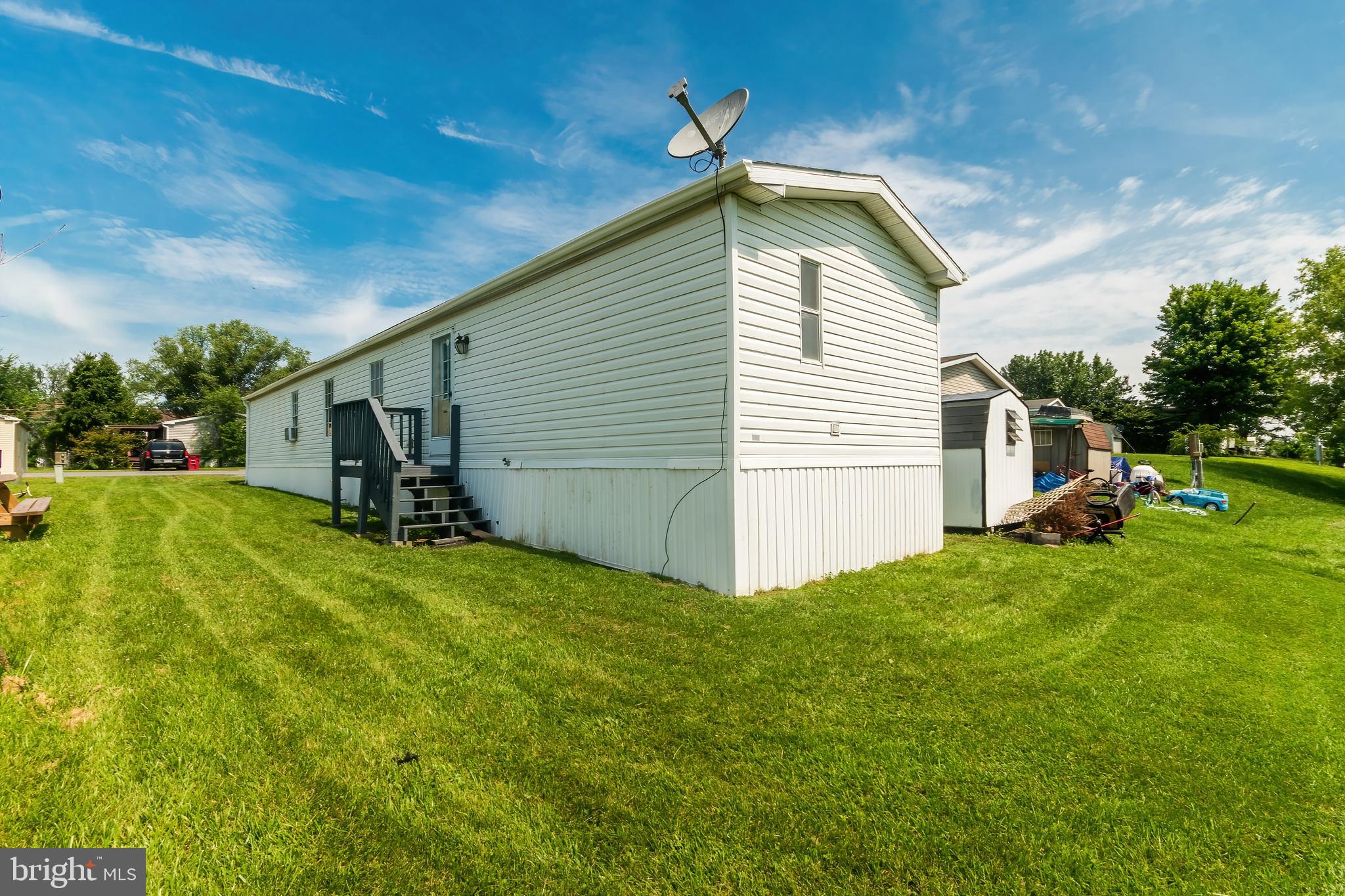 ROYAL CREST ESTATES - Residential