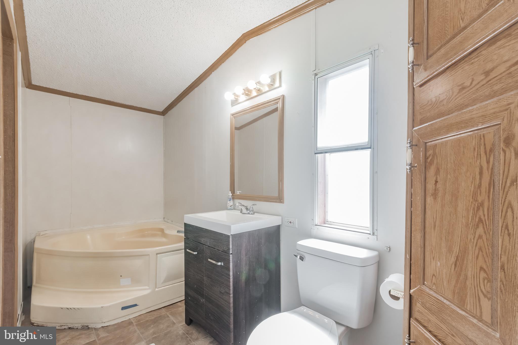 ROYAL CREST ESTATES - Residential