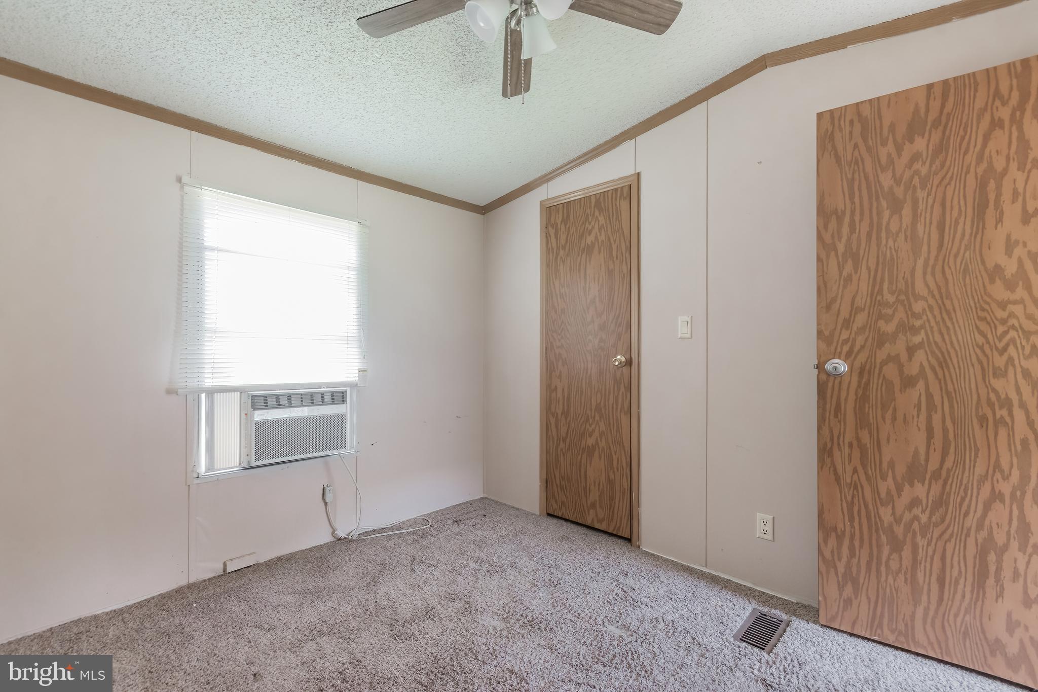 ROYAL CREST ESTATES - Residential