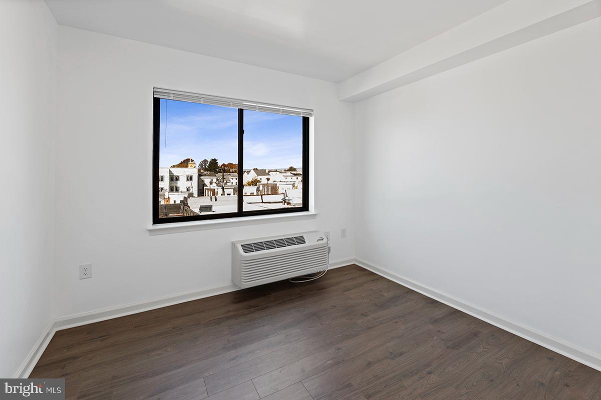 ROXBOROUGH - Residential Lease