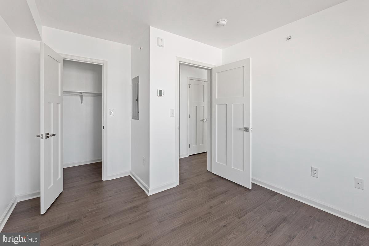 ROXBOROUGH - Residential Lease