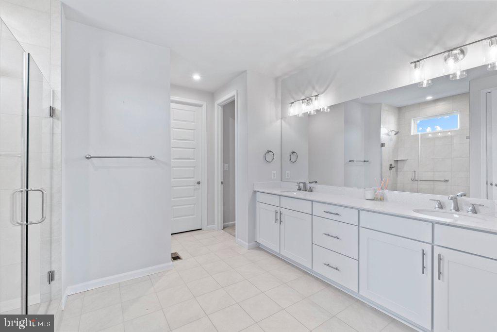 WALNUT RESERVE - Residential