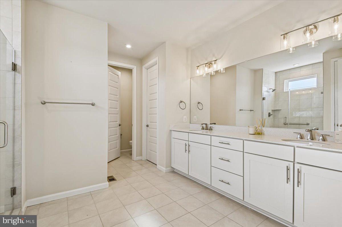 WALNUT RESERVE - Residential