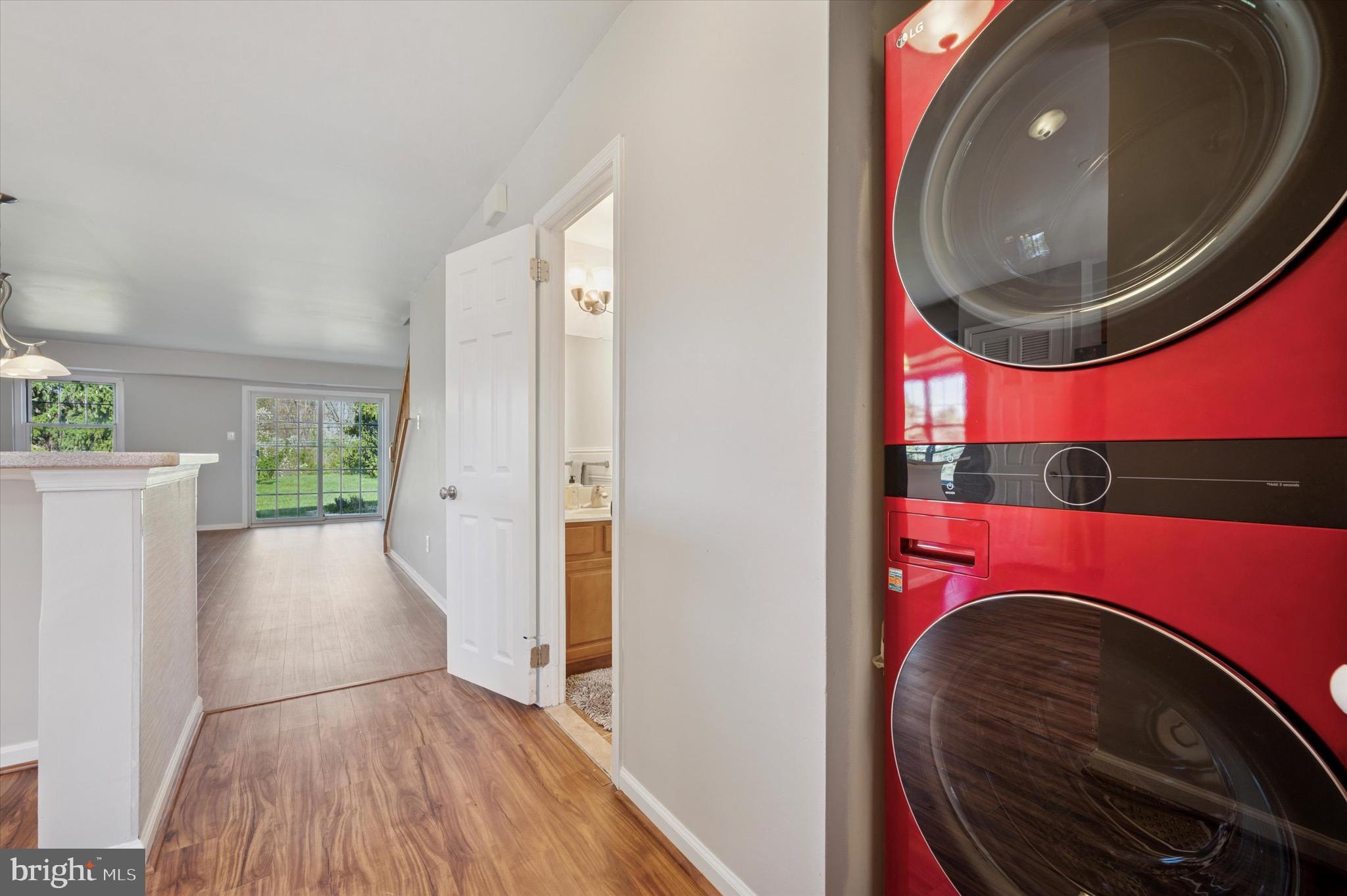 OXFORD OF BLUE BELL - Residential