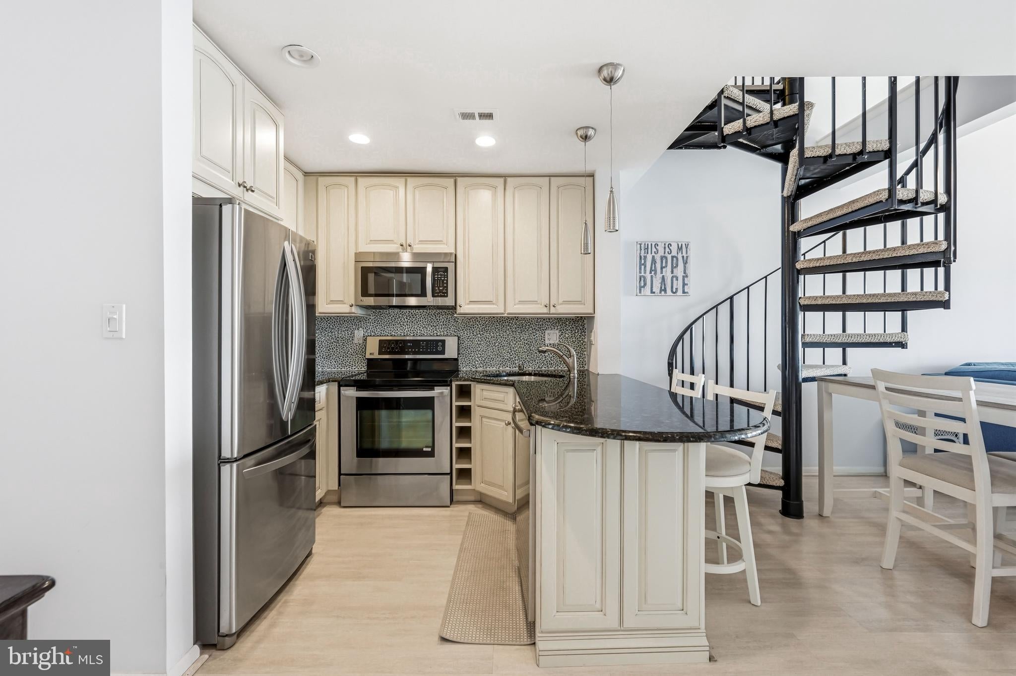 501 E BRIGANTINE AVENUE 304