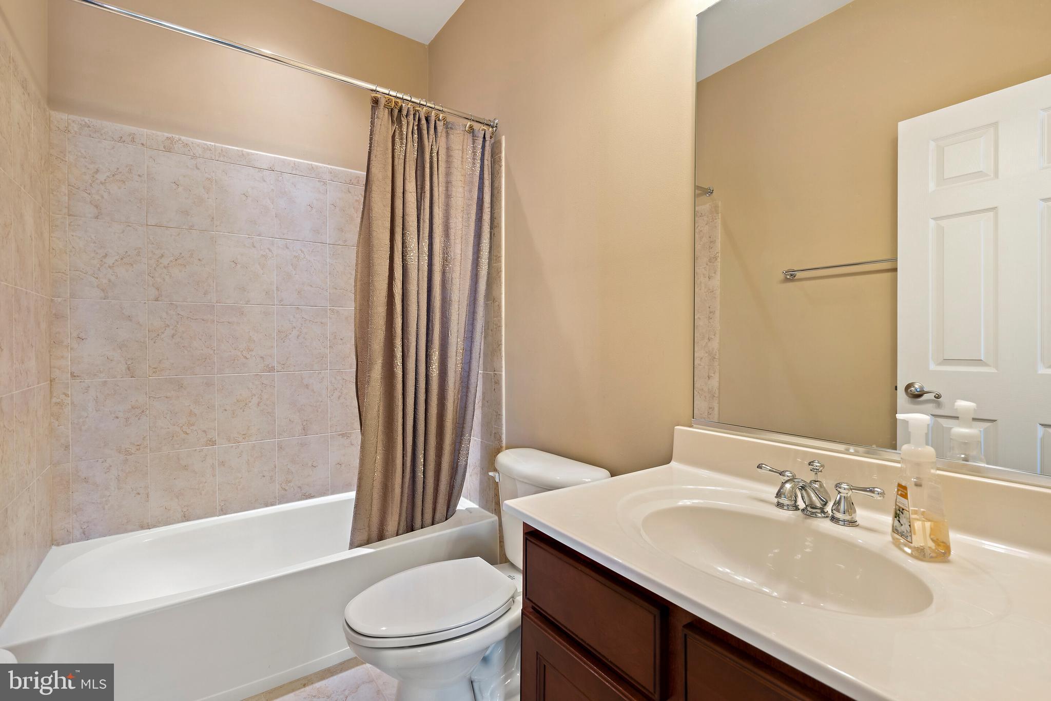 HAYMARKET OVERLOOK - Residential