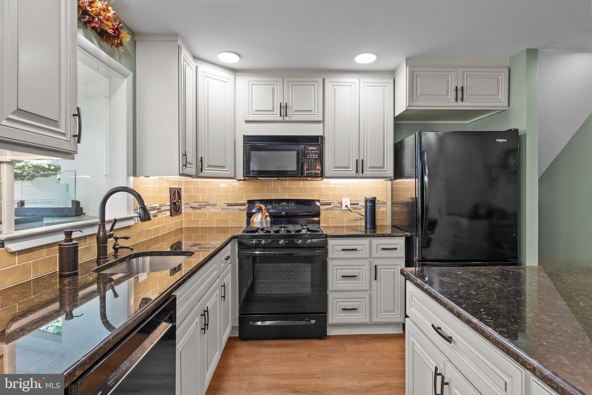 MONTGOMERY WOODS - Residential