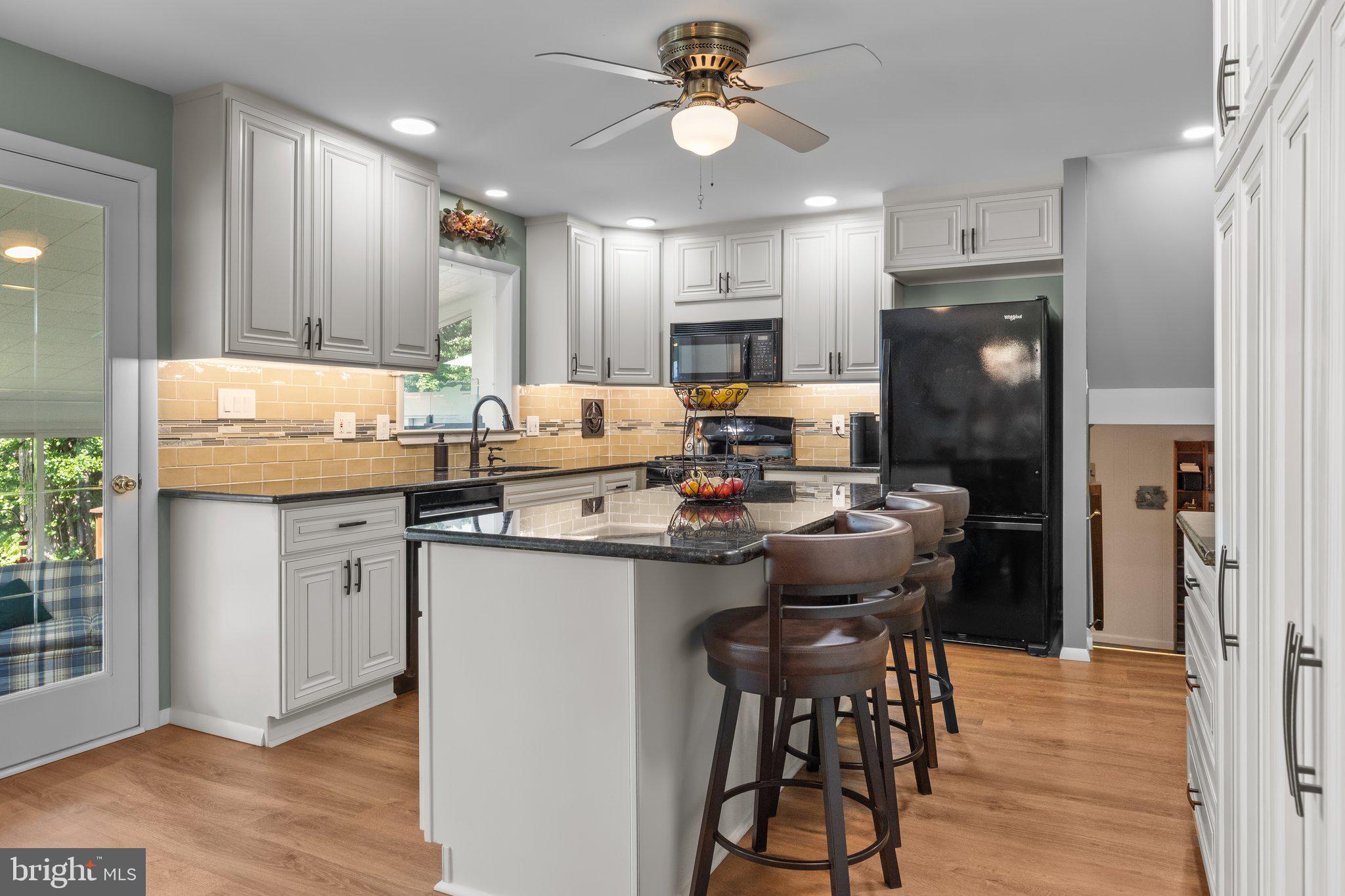 MONTGOMERY WOODS - Residential