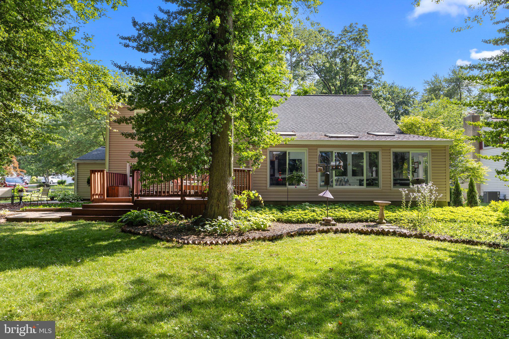 MONTGOMERY WOODS - Residential