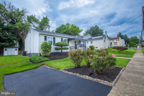 Homes For Rent - 6233 Magnolia Avenue<br/> PENNSAUKEN, NJ 08109