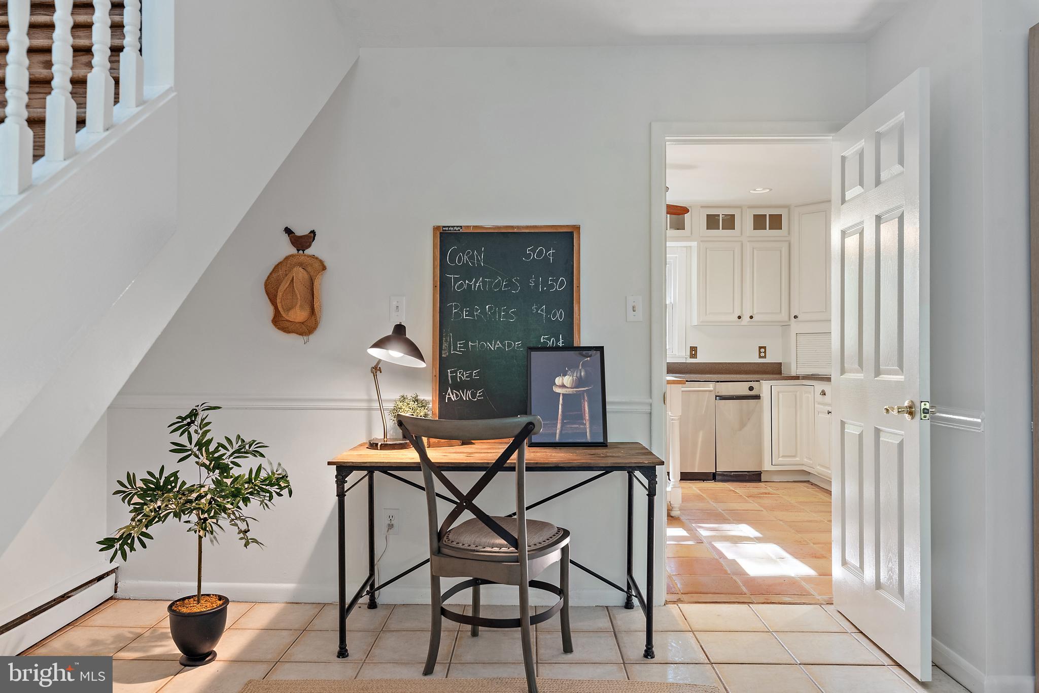 DIXON ESTATES - Residential