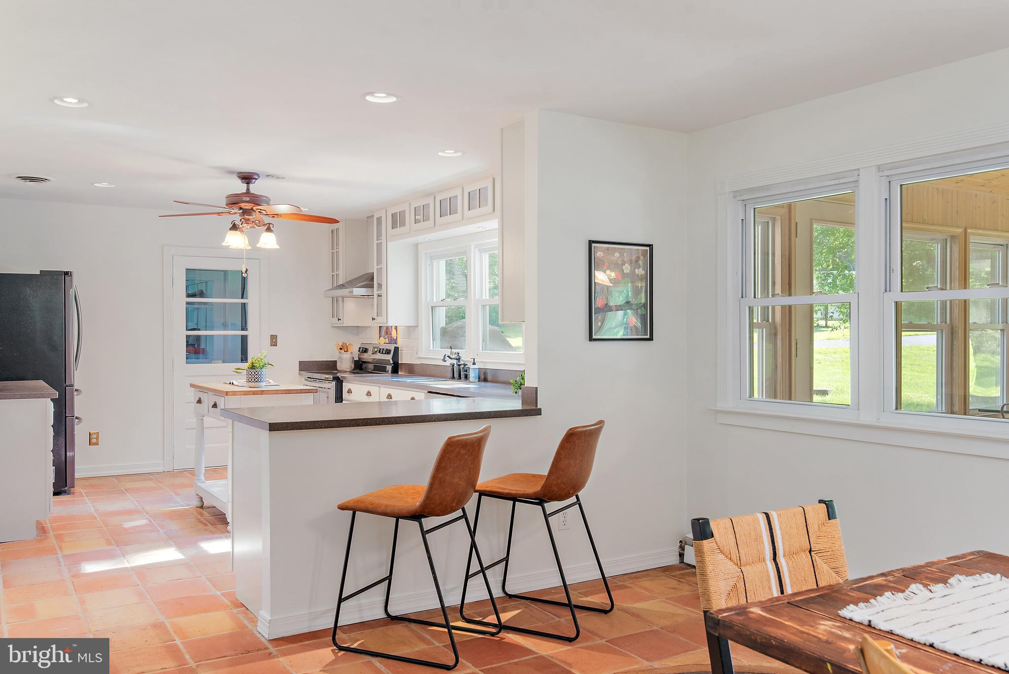 DIXON ESTATES - Residential