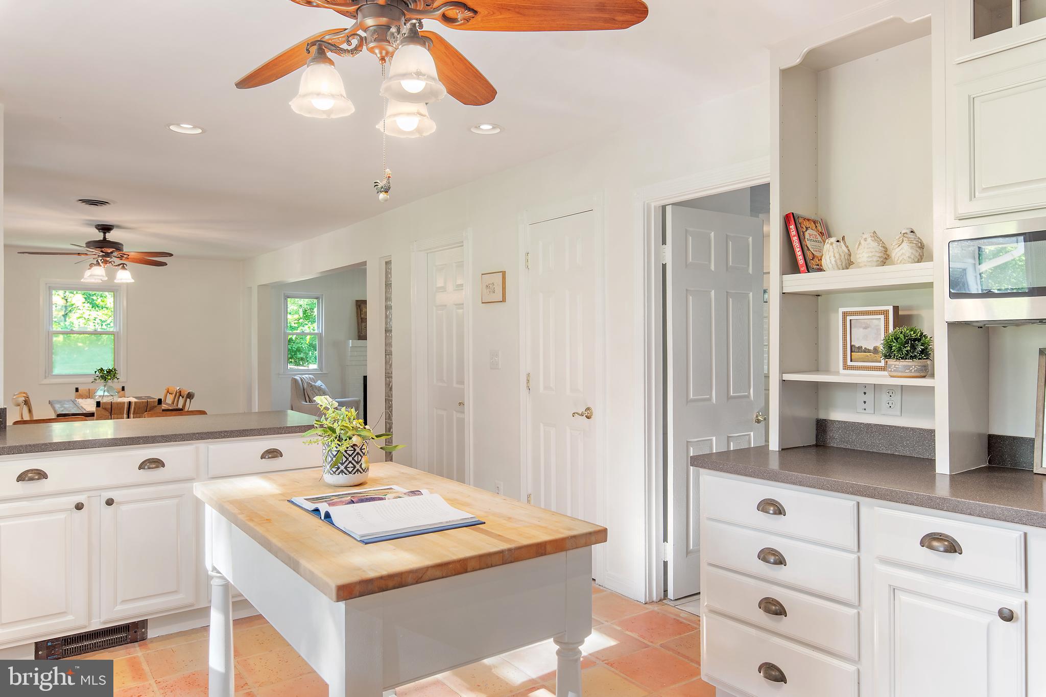 DIXON ESTATES - Residential