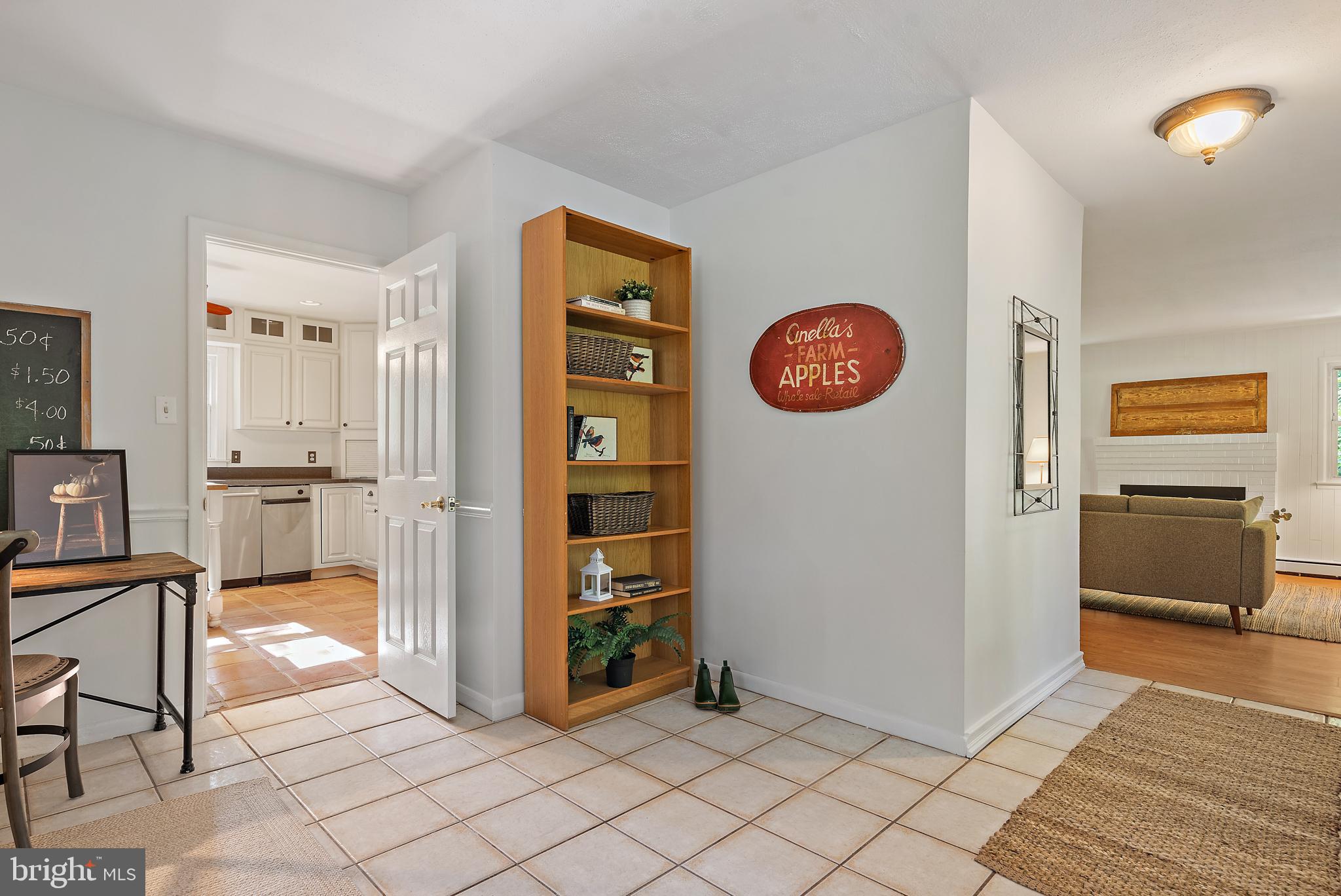 DIXON ESTATES - Residential