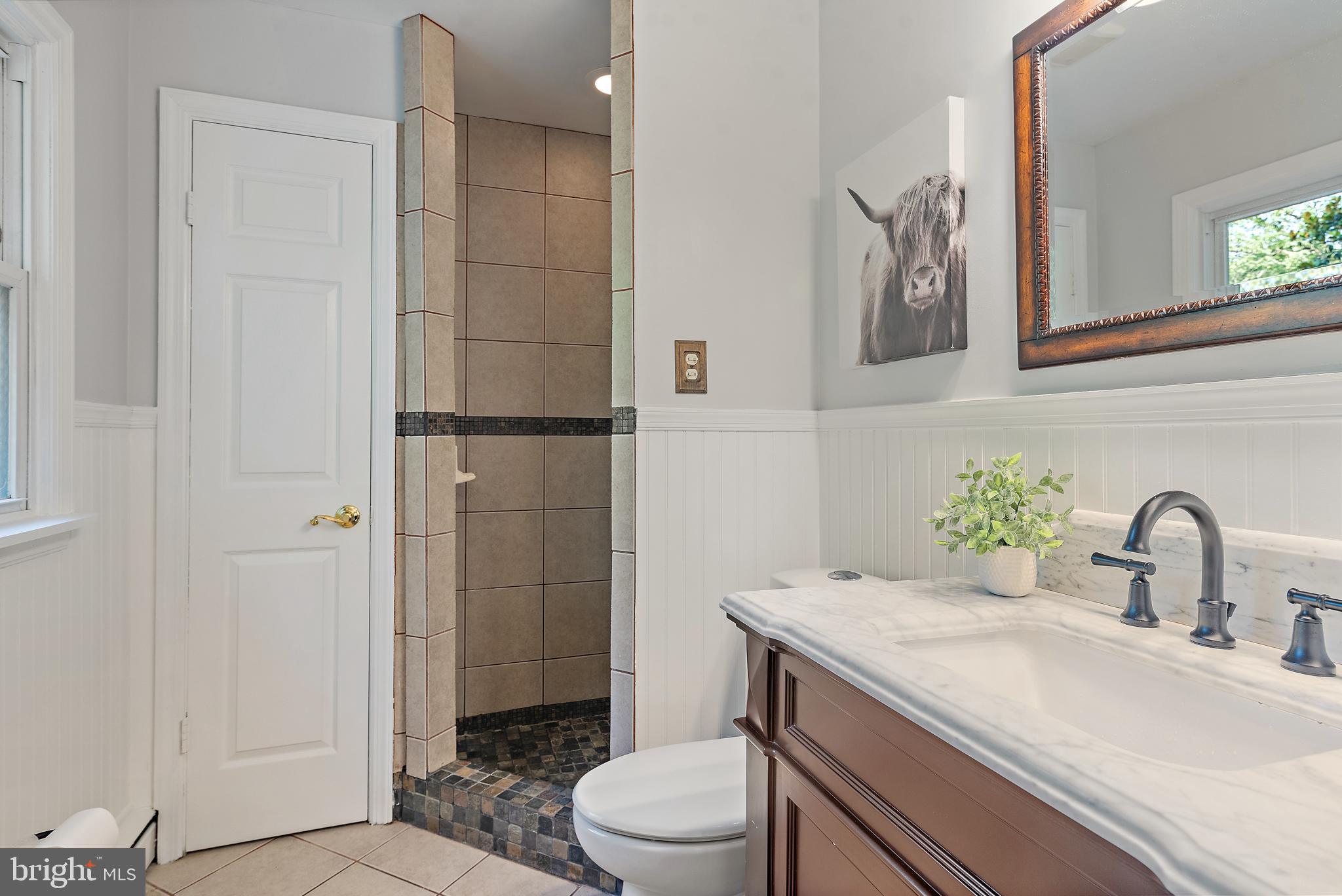 DIXON ESTATES - Residential