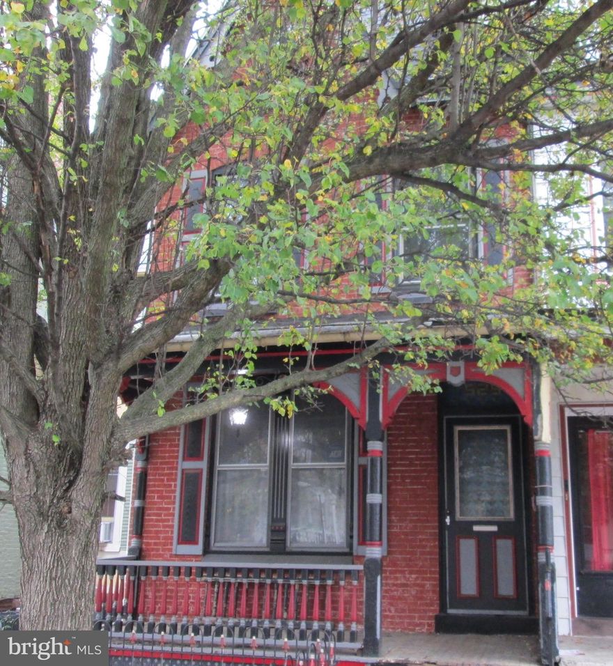 Property to be auctioned December 18th at 3:00 PM. Attention Investors and flippers potential abounds in this three story, 1,824 sq ft rehab property located in the popular Reading City Historic District.  Property is being sold as is and where is with no contingencies. Winning bidder will pay a non-refundable down payment of $10,000 on the day of the auction, net within 30 days. Auction will be held at the property.