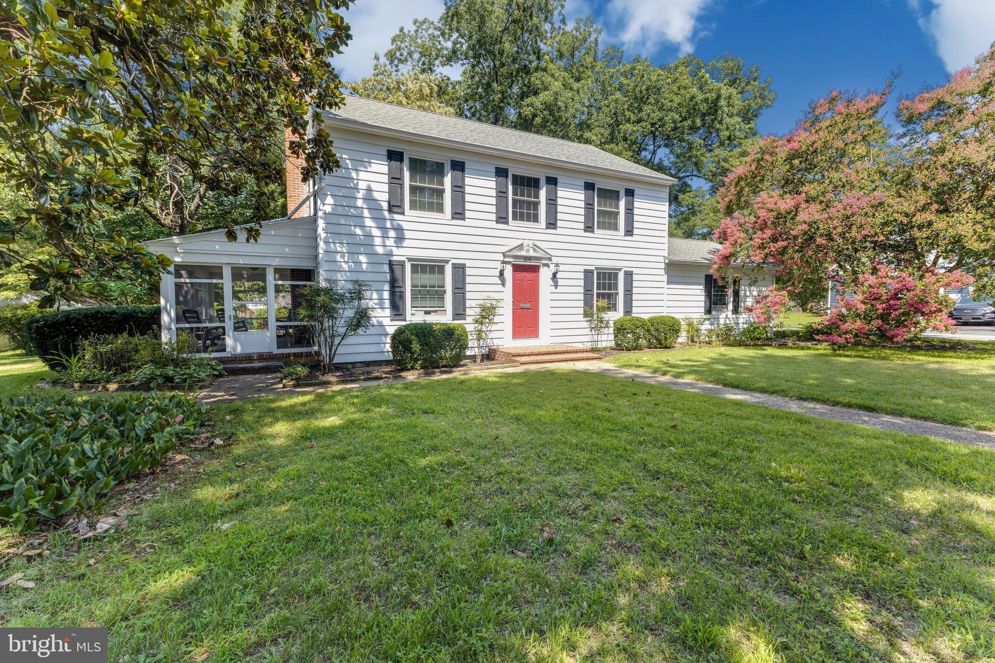 306 S 2ND STREET