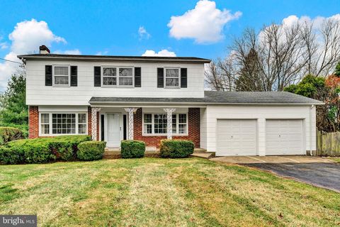 Homes For Sale - 21 Fabrow Drive<br/> TITUSVILLE, NJ 08560