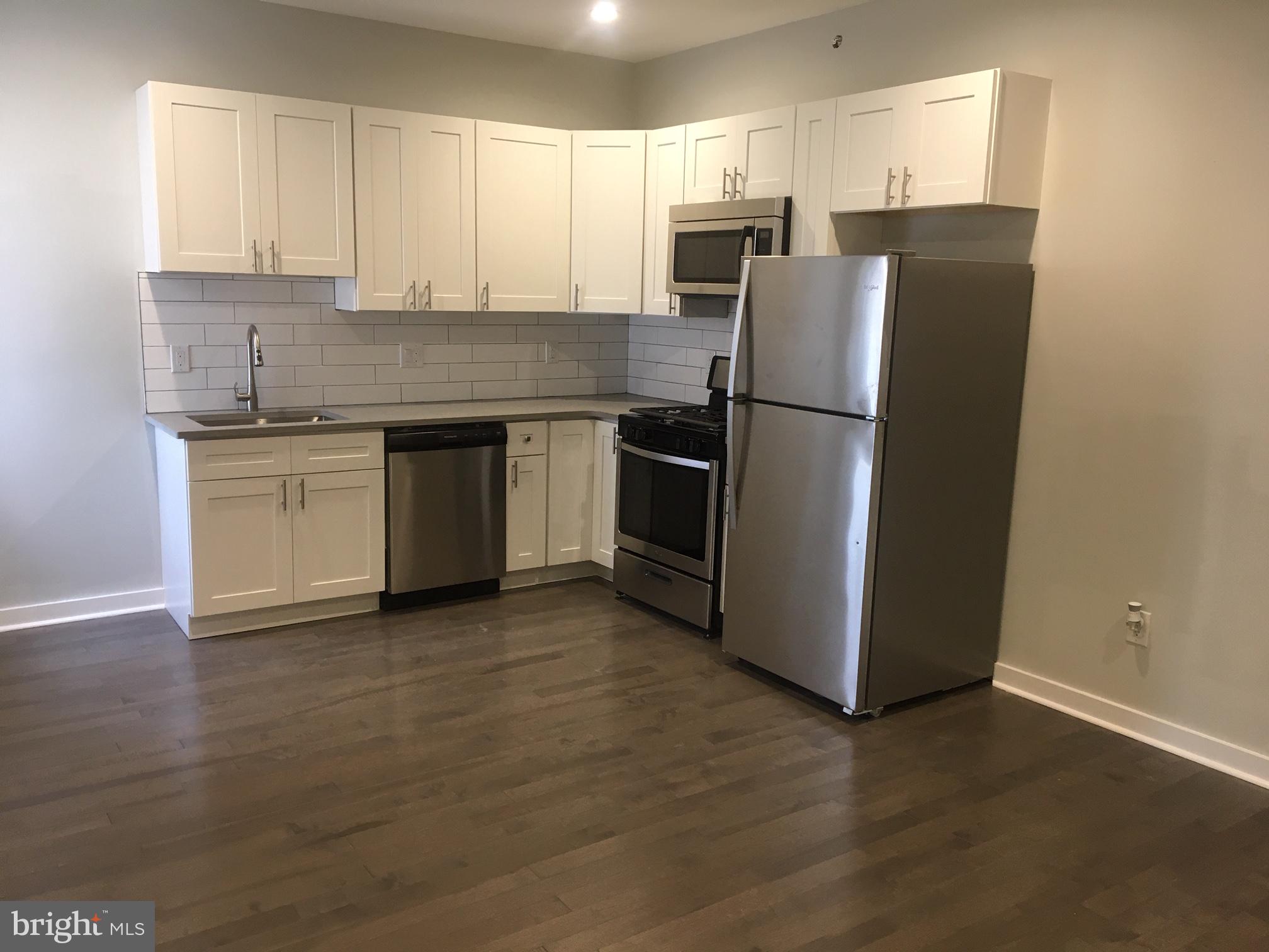 UNIVERSITY CITY - Residential Lease