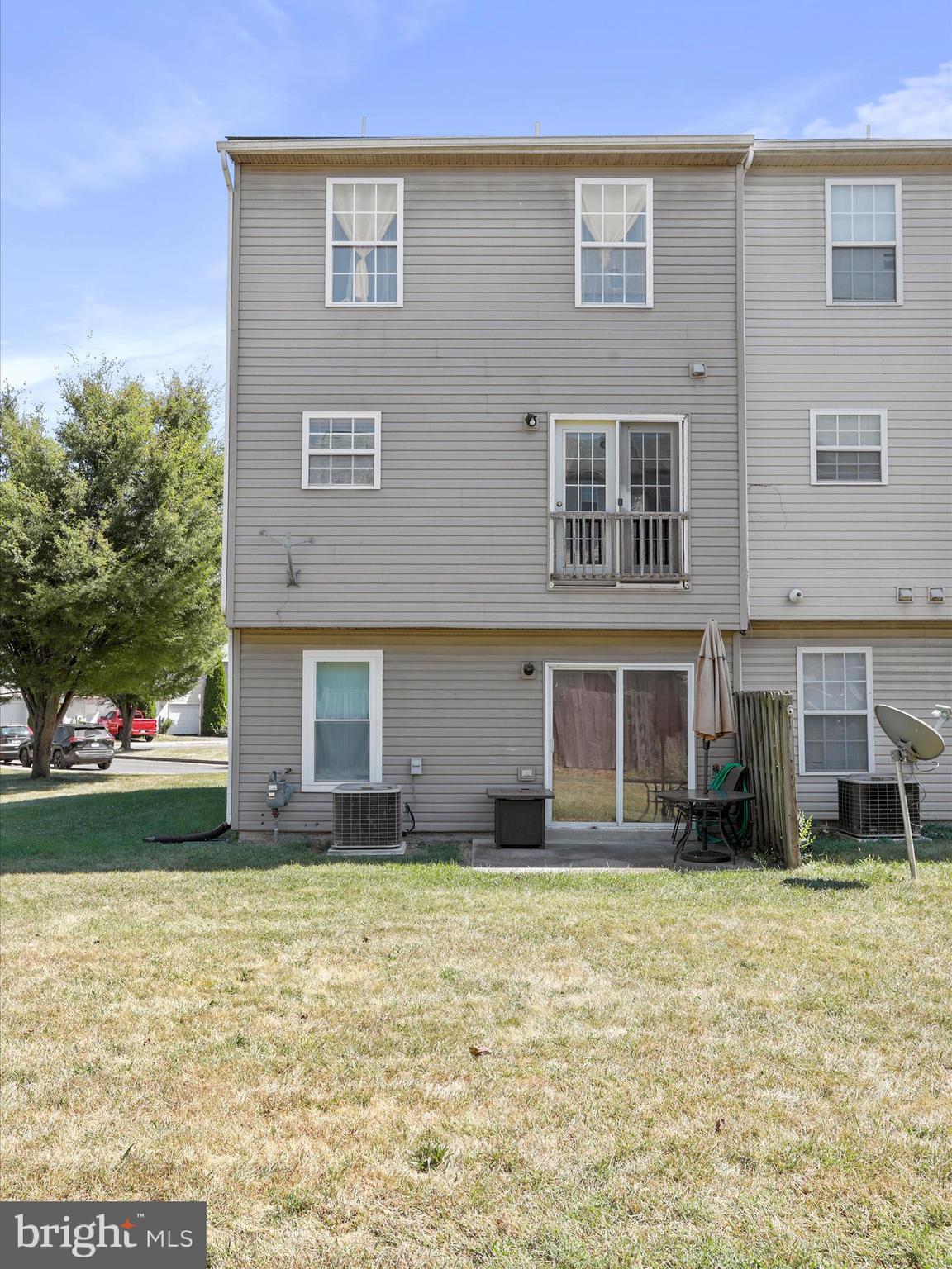 TOWNES OF INWOOD - Residential