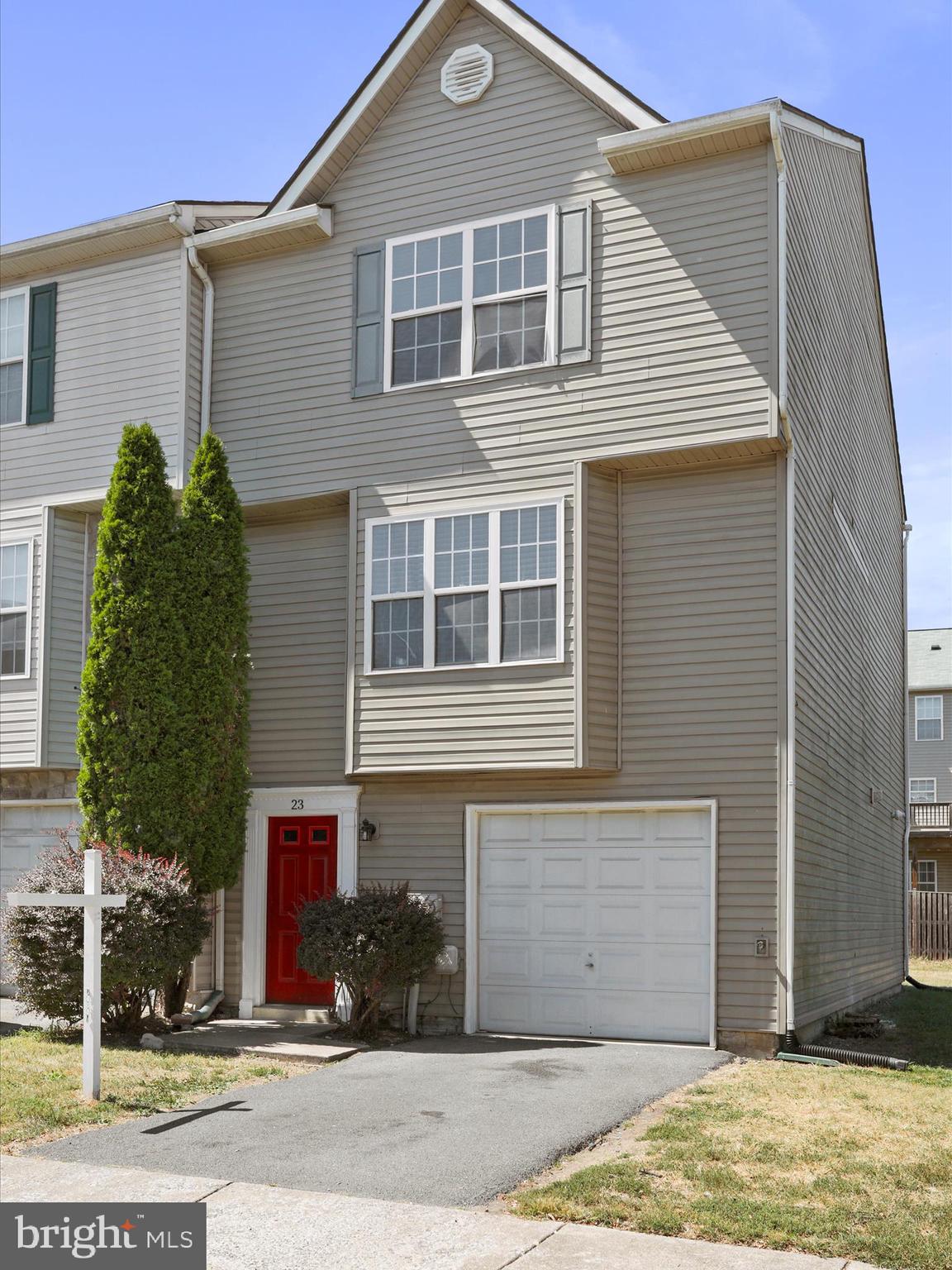 TOWNES OF INWOOD - Residential