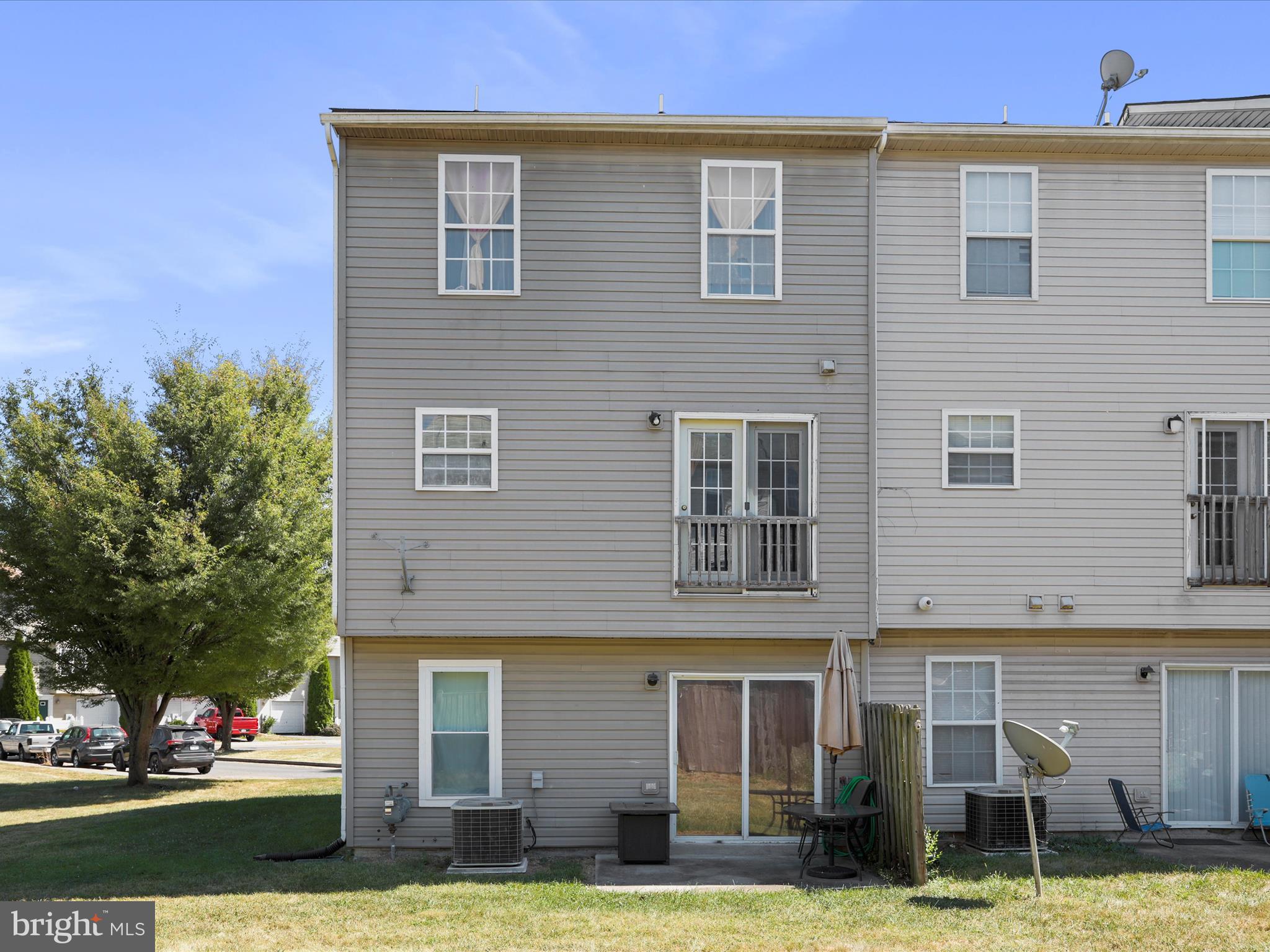 TOWNES OF INWOOD - Residential