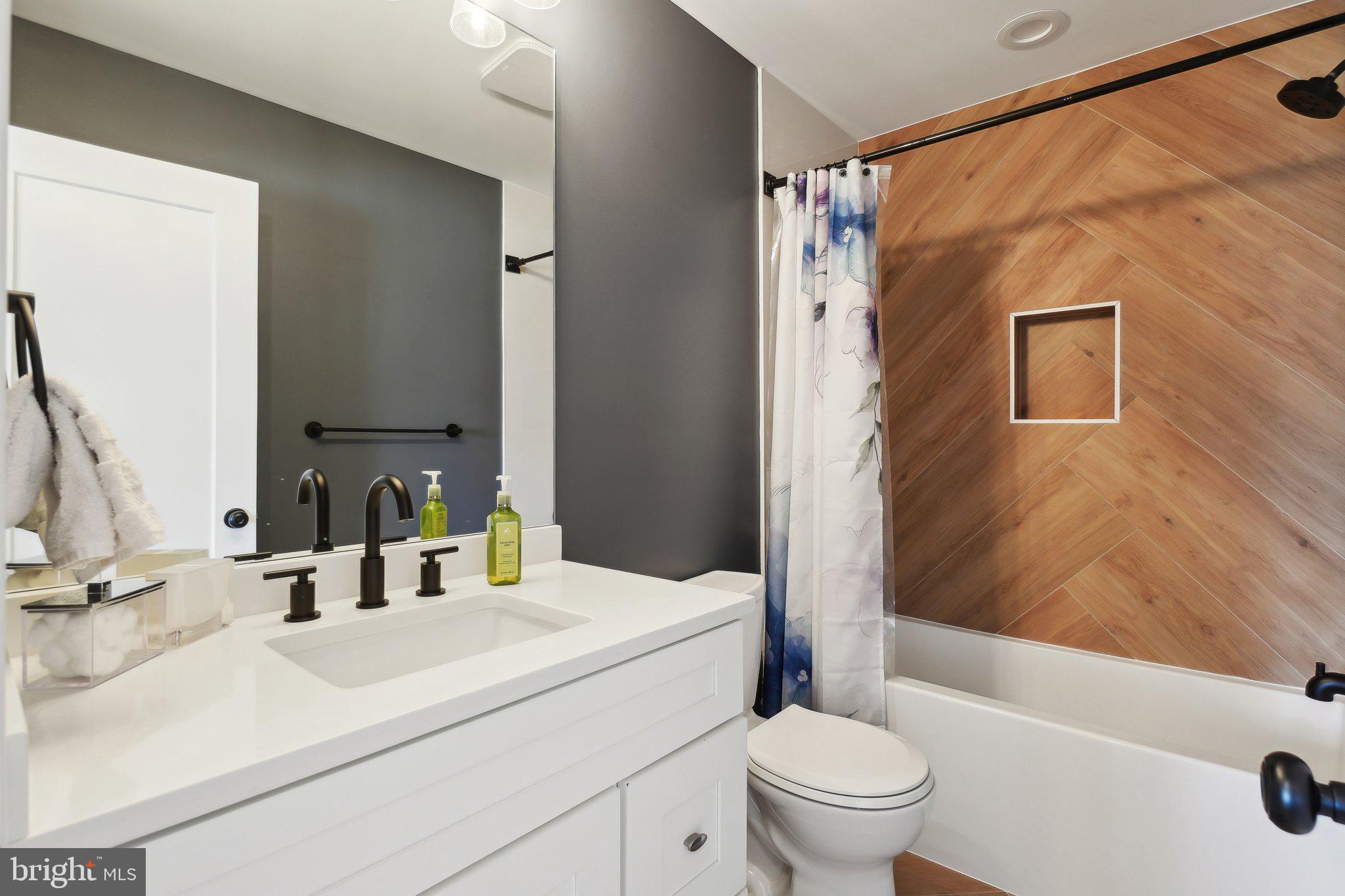 HOLLIN HALL VILLAGE - Residential