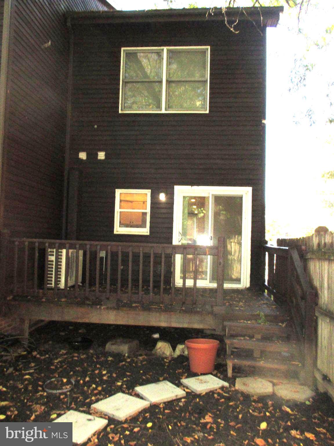 2107 PENN STREET