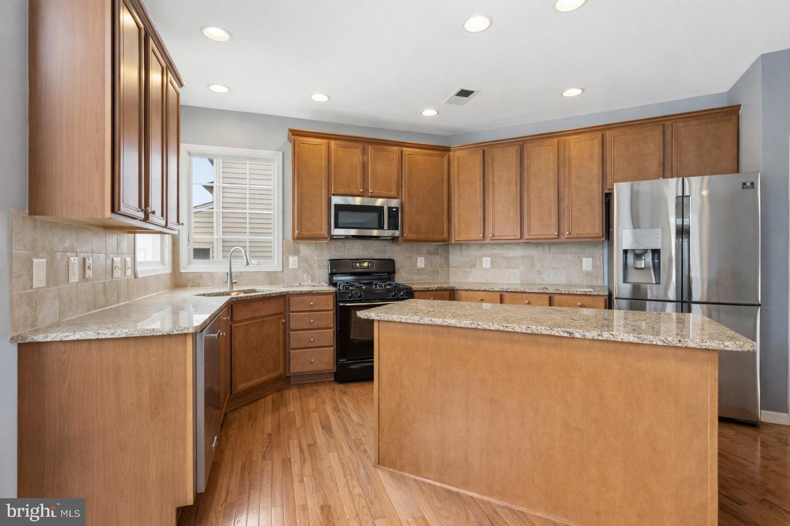 DOMINION VALLEY - Residential