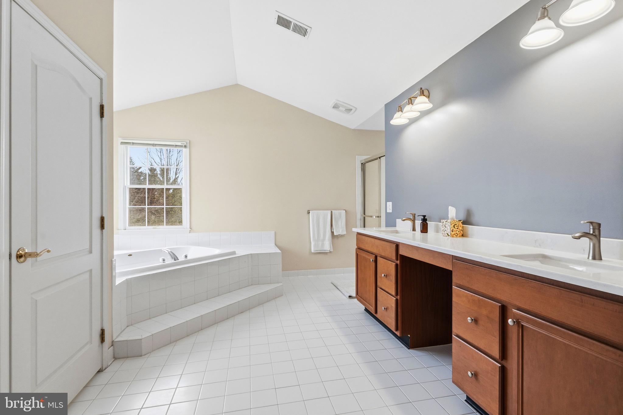 DOMINION VALLEY - Residential