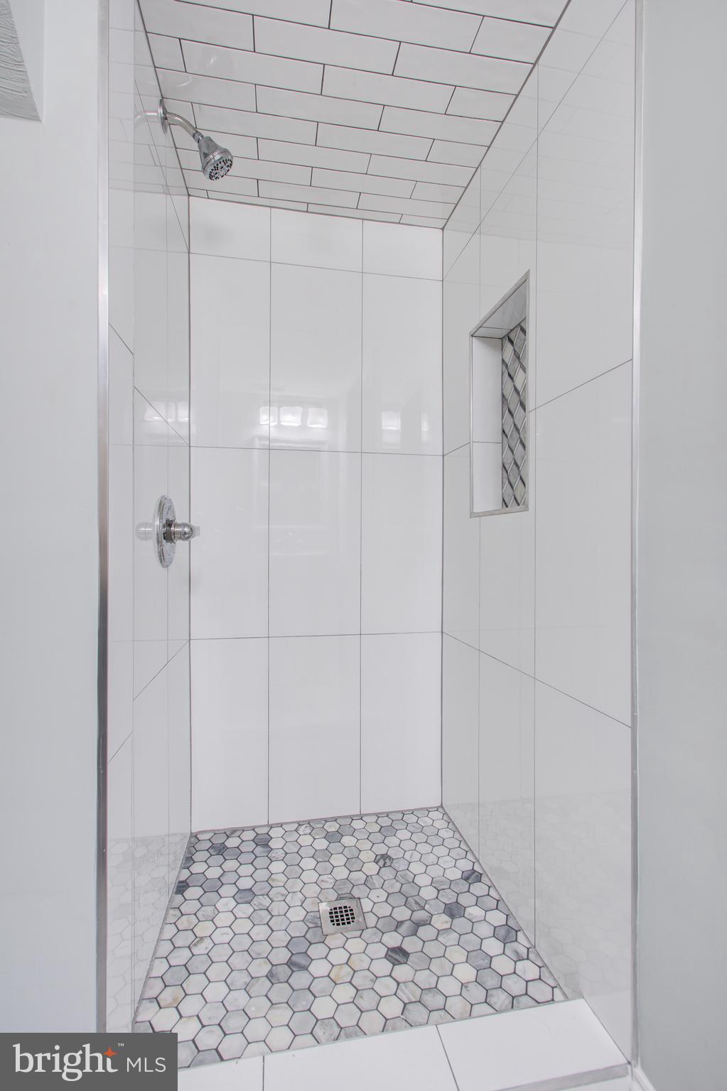 KENWOOD TOWERS - Residential