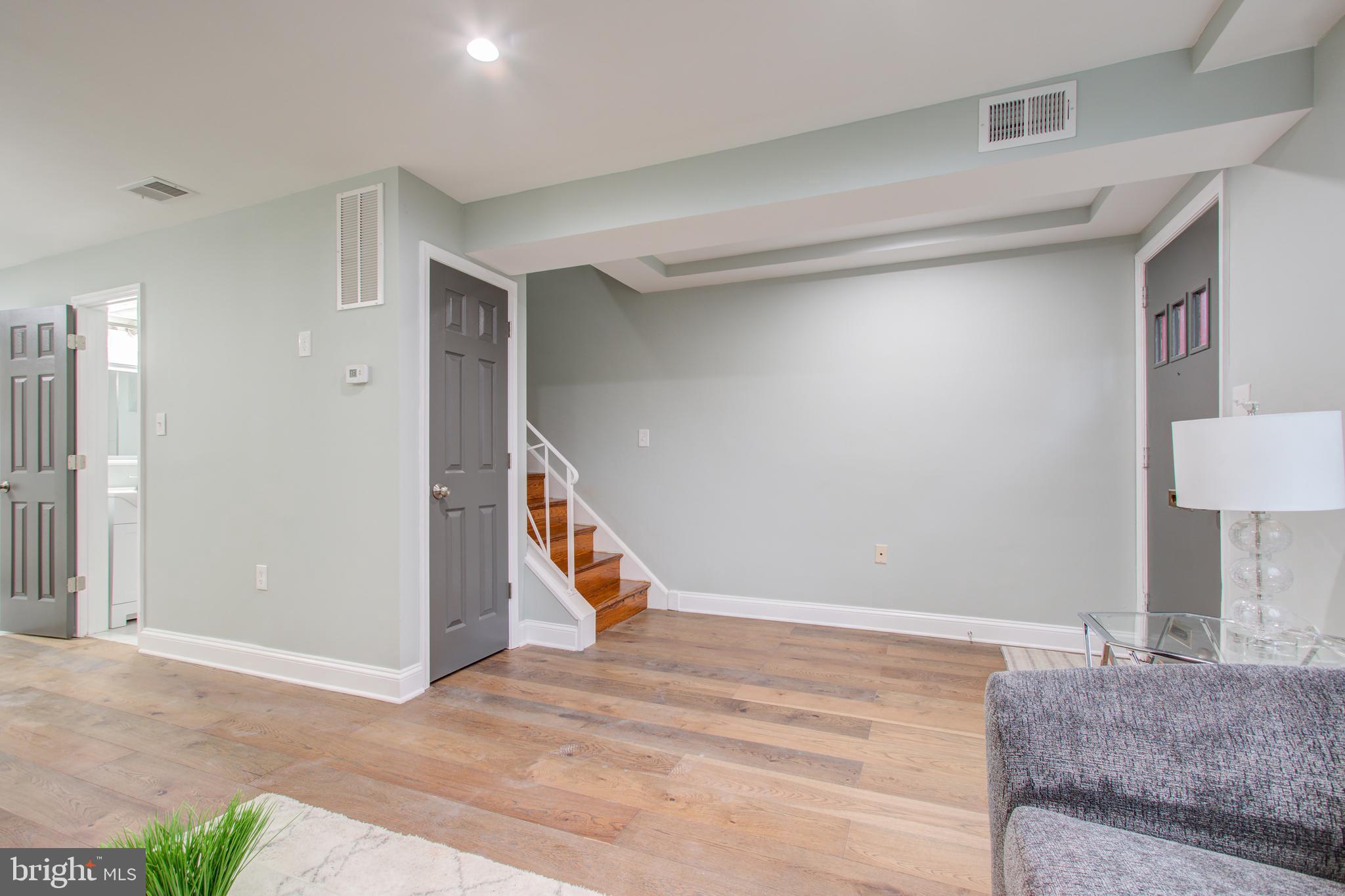 KENWOOD TOWERS - Residential