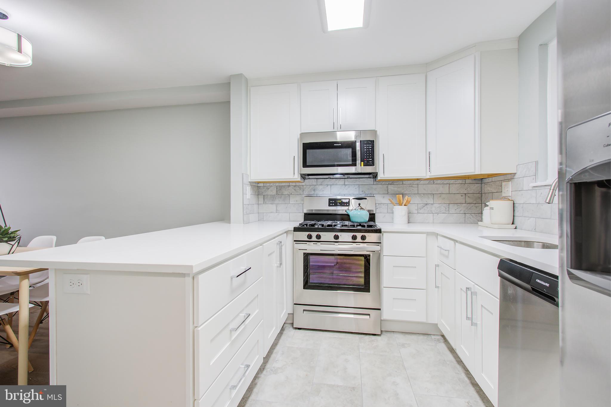 KENWOOD TOWERS - Residential