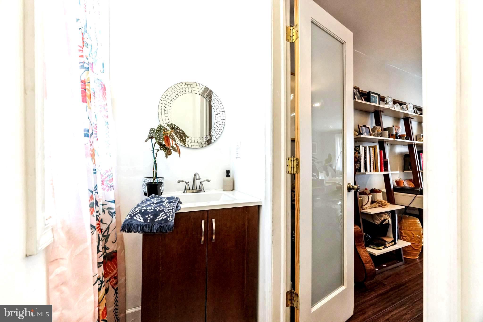 POINT BREEZE - Residential Lease