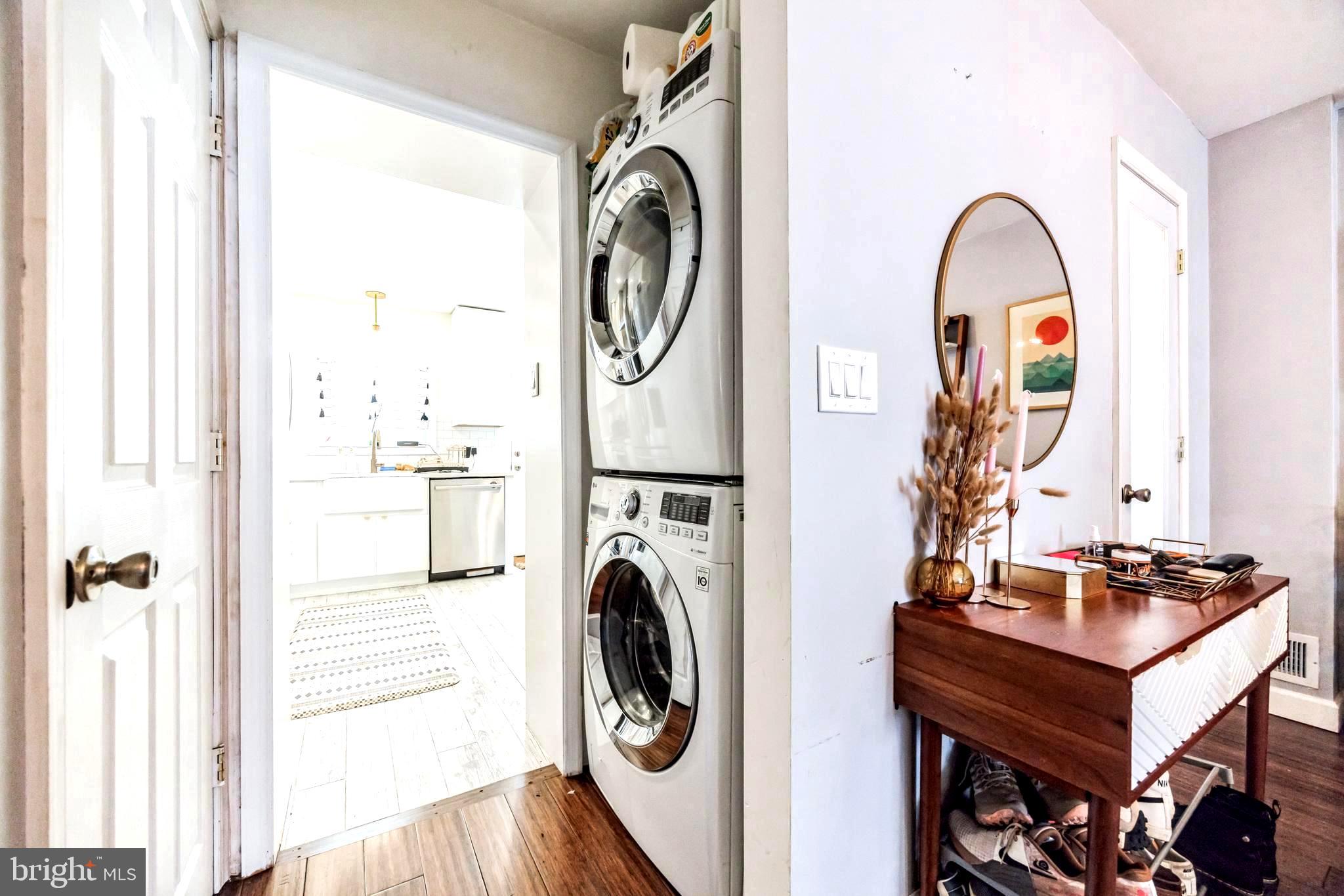 POINT BREEZE - Residential Lease