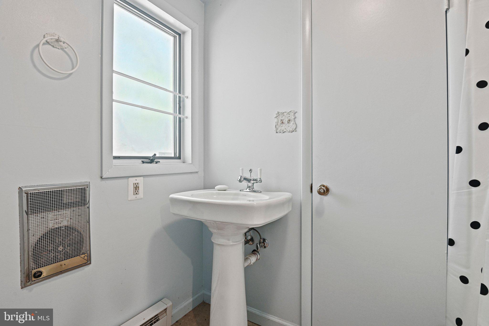 POTOMAC RIDGE ESTATES - Residential