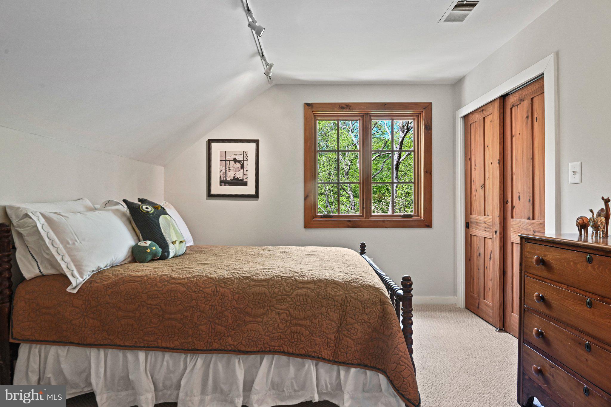 POTOMAC RIDGE ESTATES - Residential