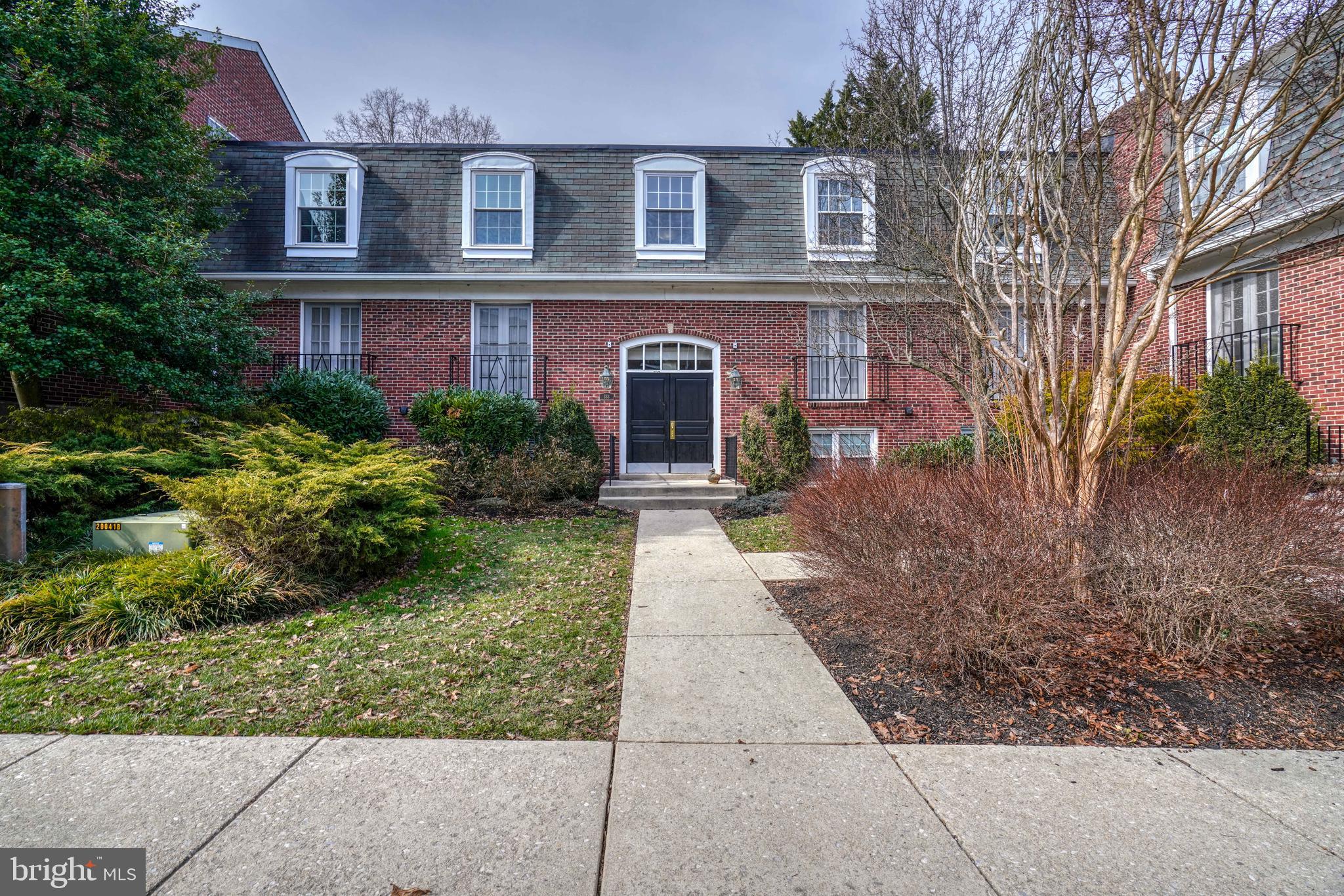 HOMELAND SOUTHWAY - Residential