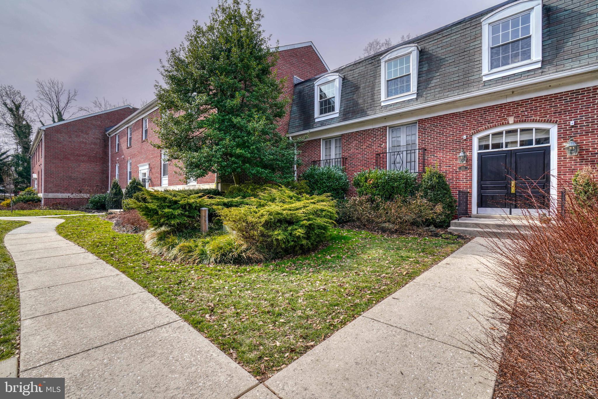 HOMELAND SOUTHWAY - Residential