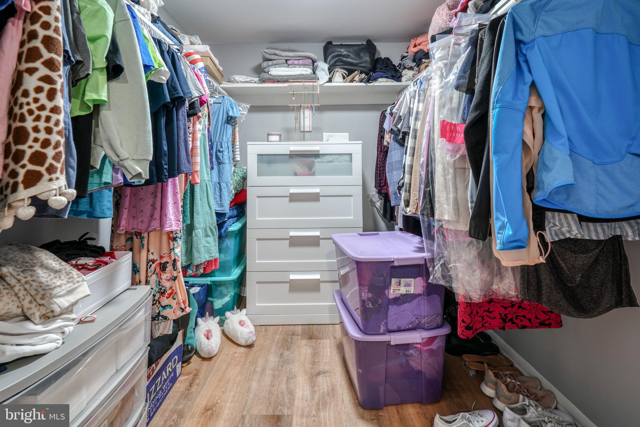 HOMELAND SOUTHWAY - Residential