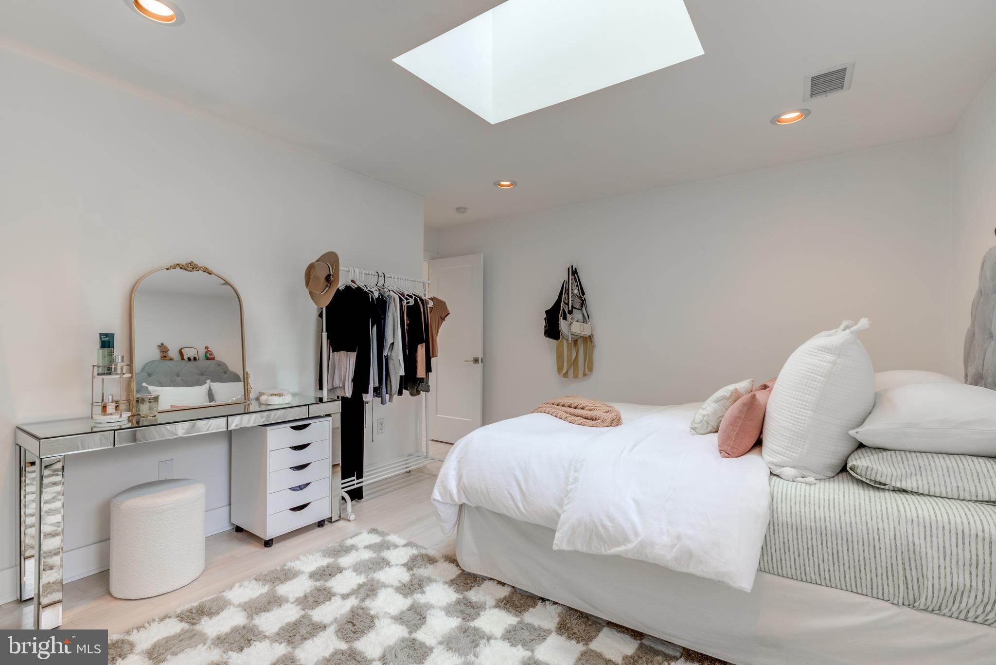 DILWORTHTOWN WOODS - Residential