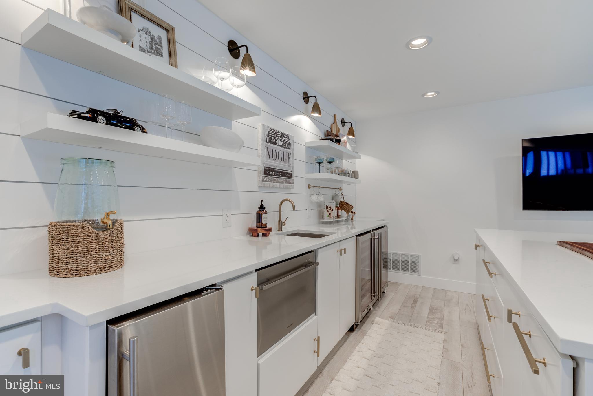 DILWORTHTOWN WOODS - Residential