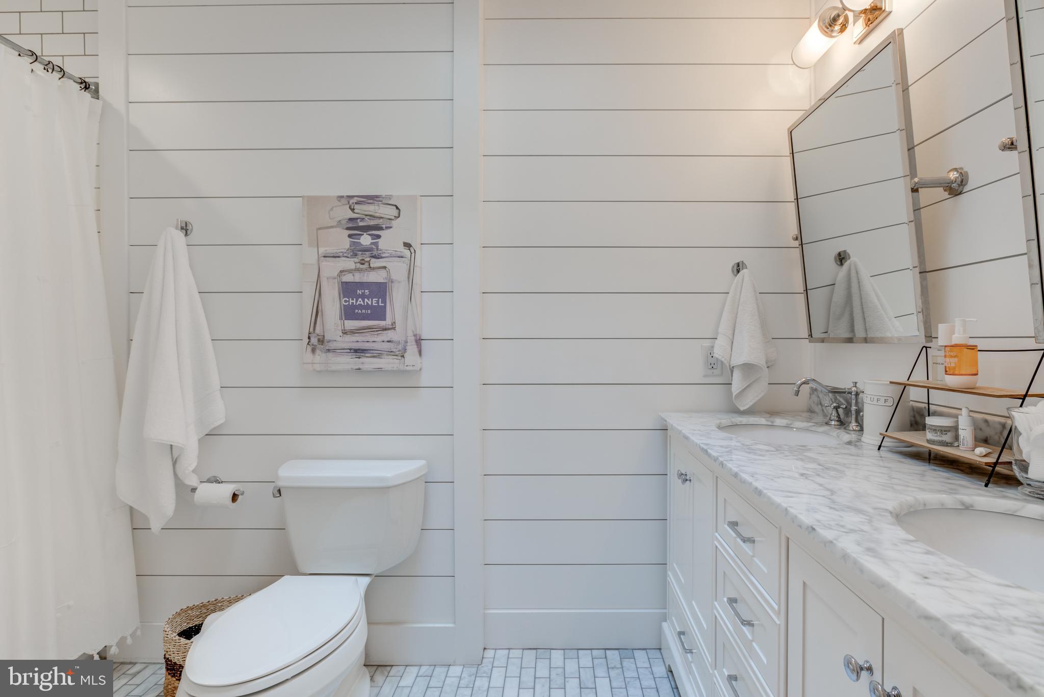 DILWORTHTOWN WOODS - Residential