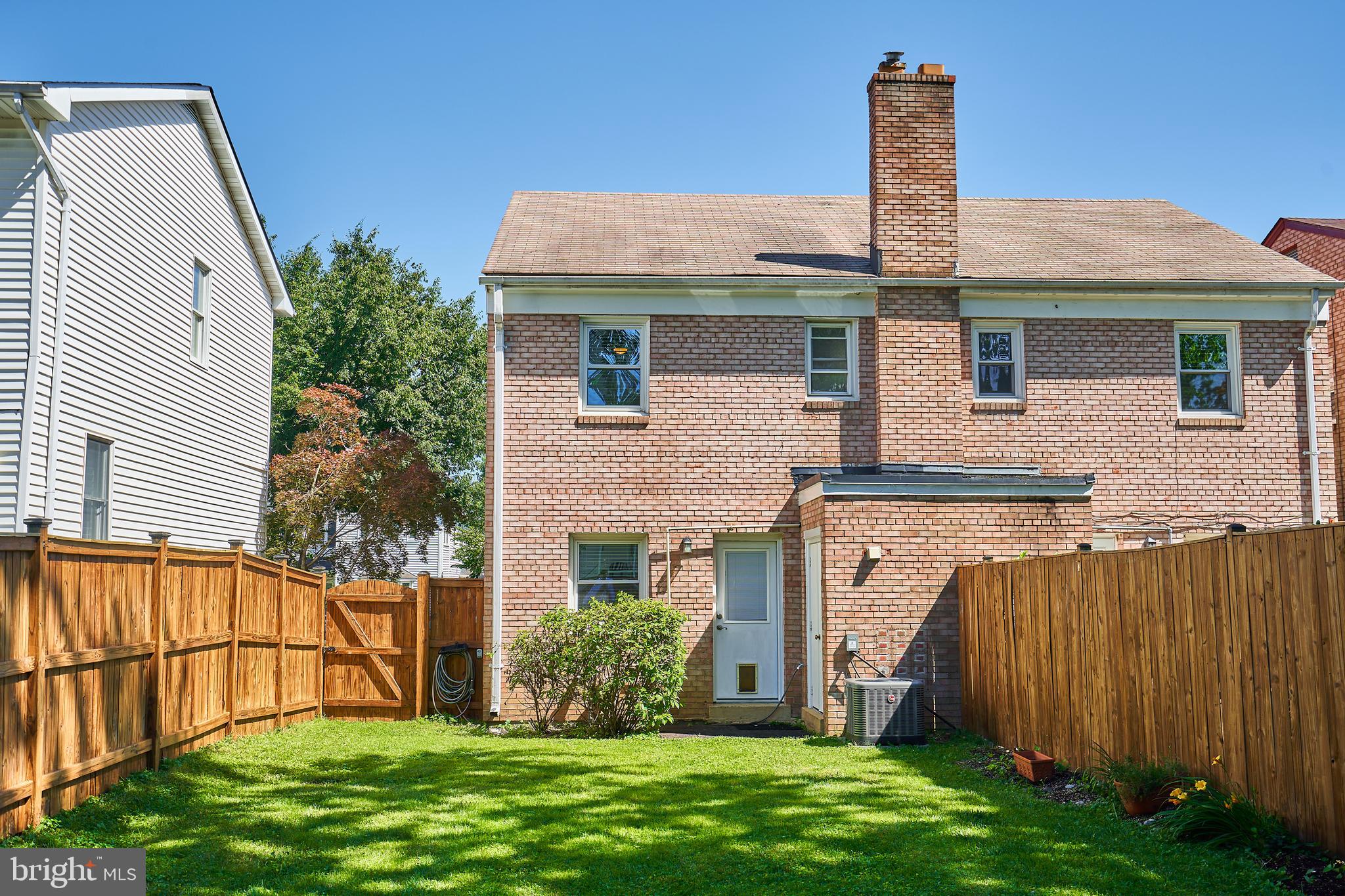 ST ELMO - Residential Lease