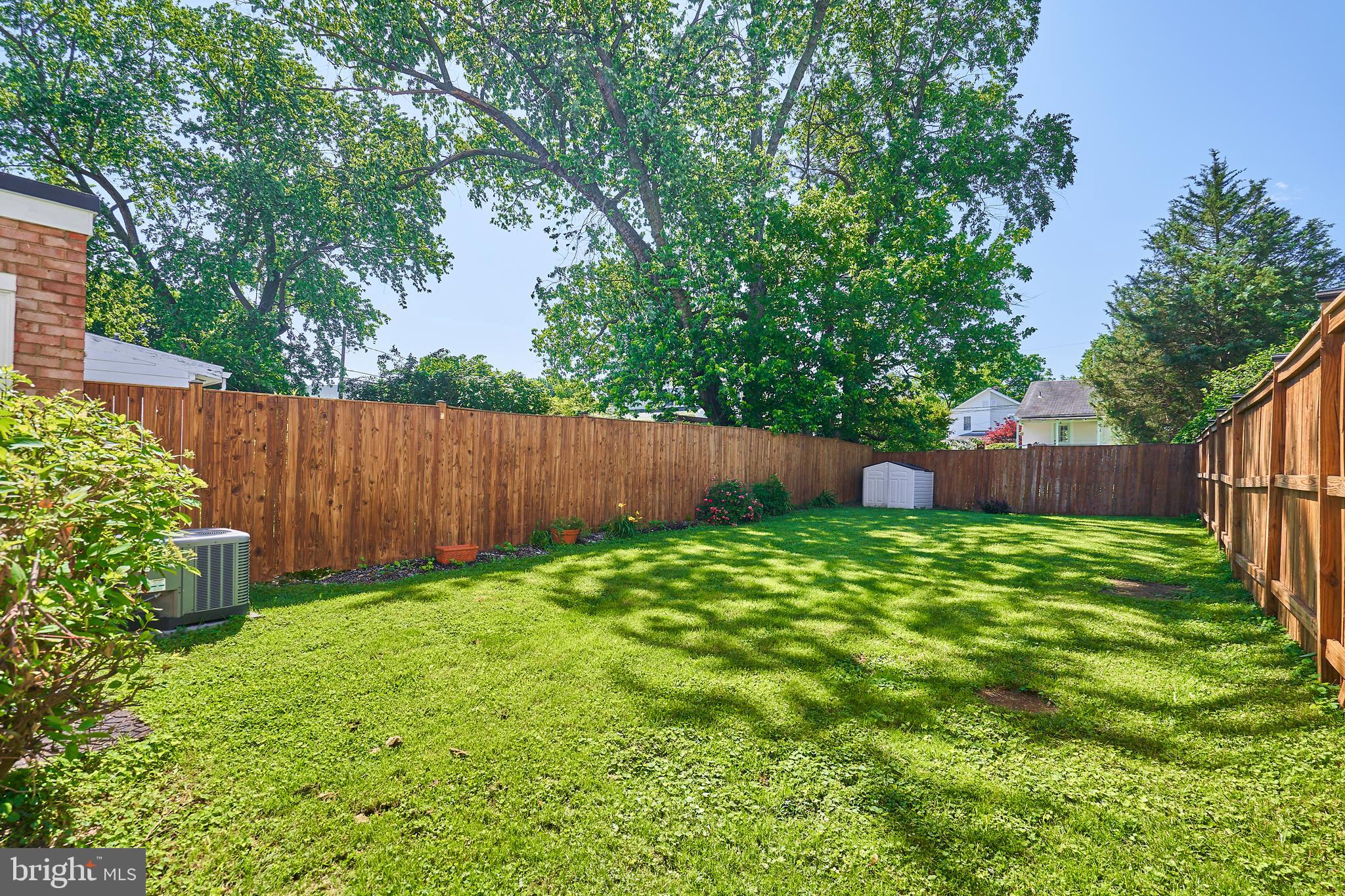 ST ELMO - Residential Lease