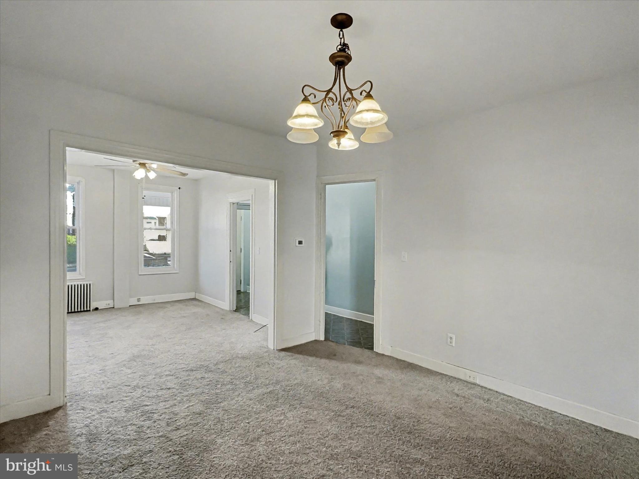 292 W COTTAGE PLACE