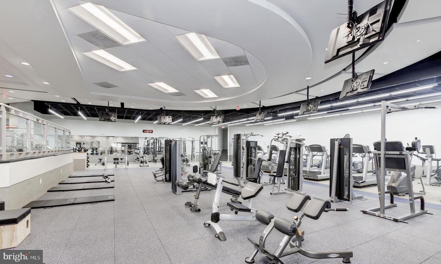 RIVER PLACE WEST - Residential Lease