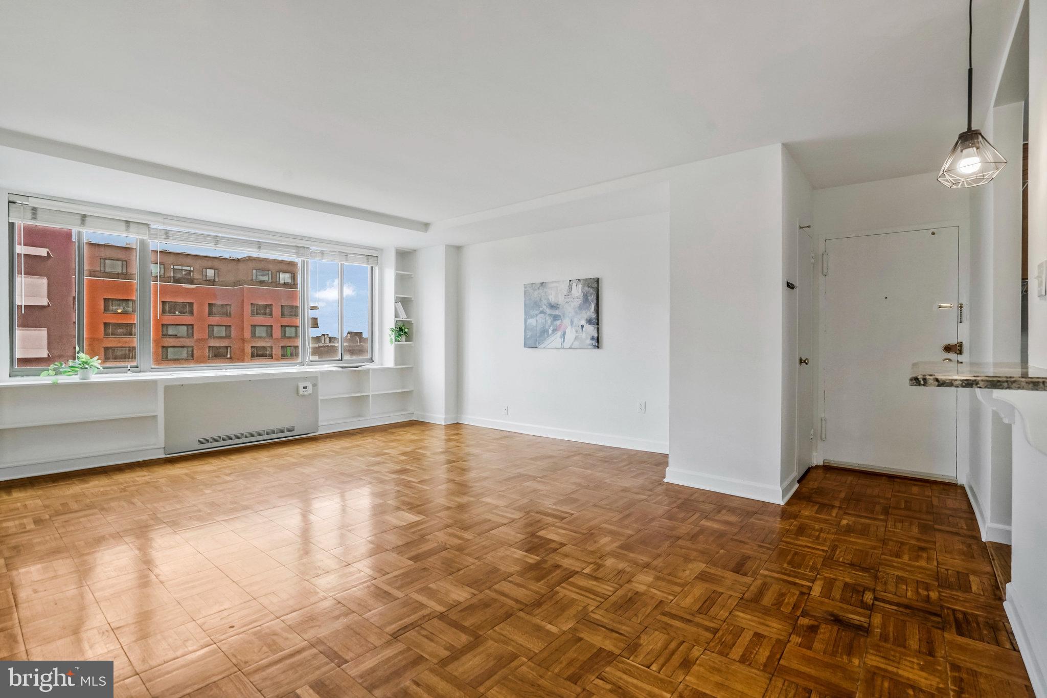 RIVER PLACE WEST - Residential Lease