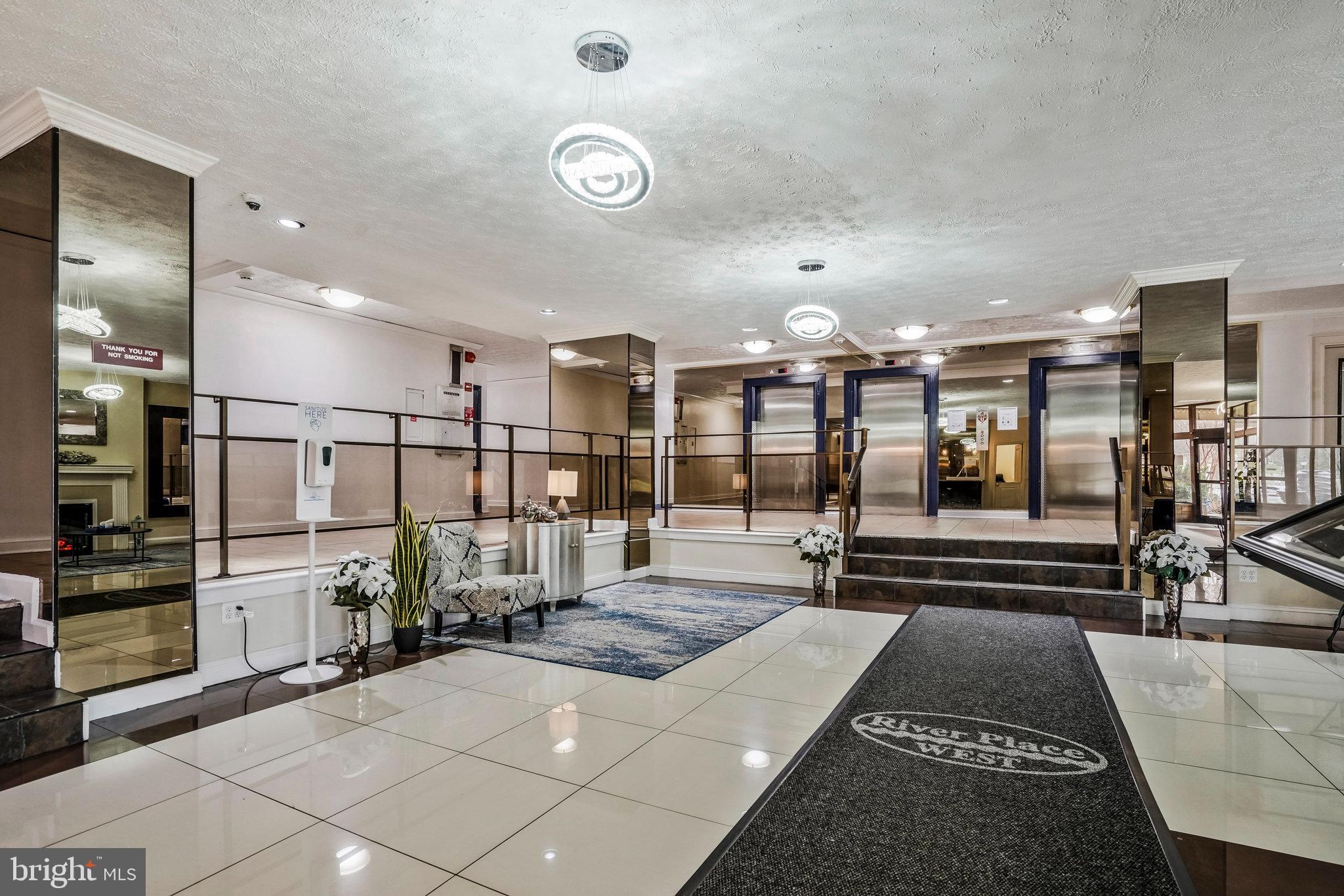 RIVER PLACE WEST - Residential Lease